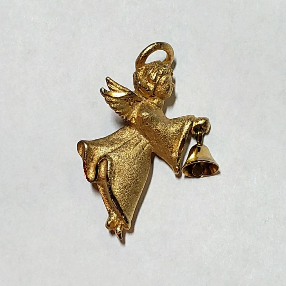 Vintage Gold Tone Angel with Heraldic Bell 1.75".